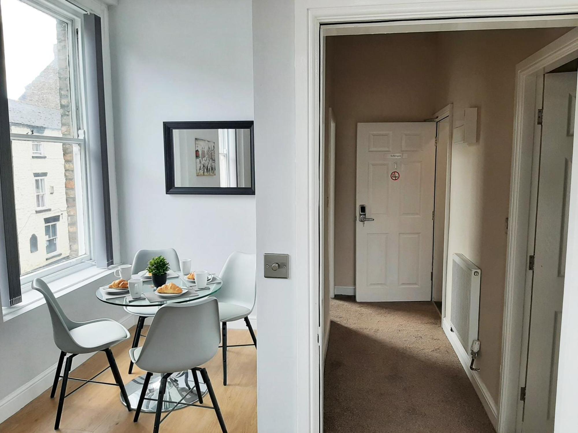 Malton Central Apartments الغرفة الصورة